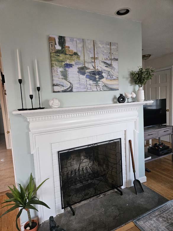 Saltwater Escape vacation rental interior in Niantic Connecticut