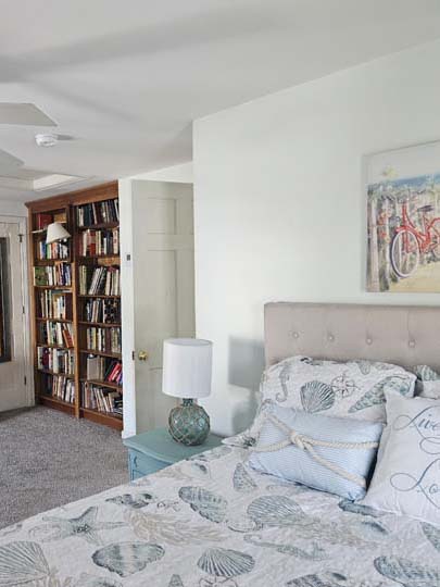 Niantic Connecticut beach and ocean scenery near Saltwater Escape rental